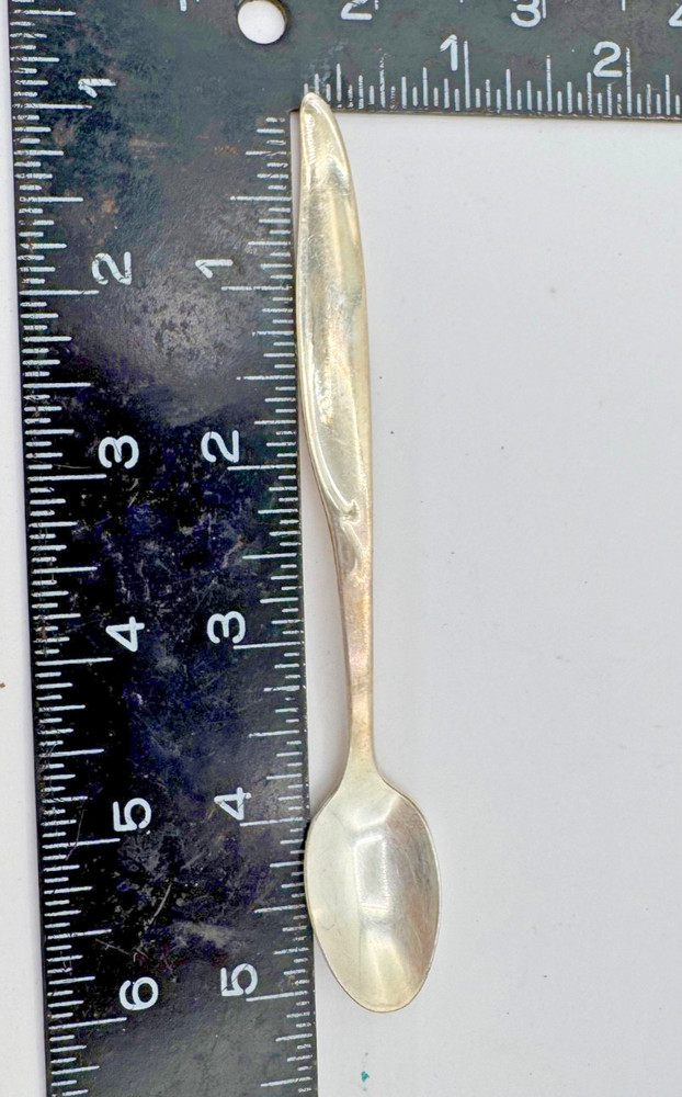 WM Rogers IS spoon Sweep pattern