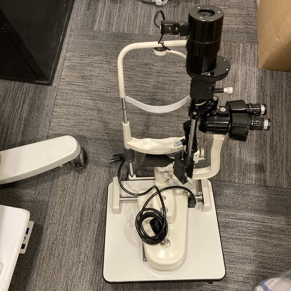 Topcon Slit Lamp SL-3E tower