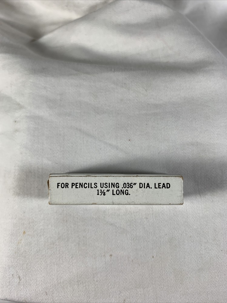 Scripto Thin Lead for Pencils RED .036" Dia.Lead 13/8"Long open box