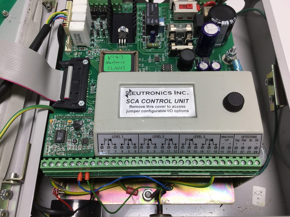 Neutronics Inc Serial #420 Type SCA Multi-Gas Analyzer for 110V Operation 60Hz