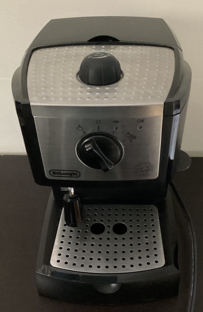 De'Longhi Easy Serving Espresso Machine~CoffeeMaker EC-155~WorksGreat~READ BELOW