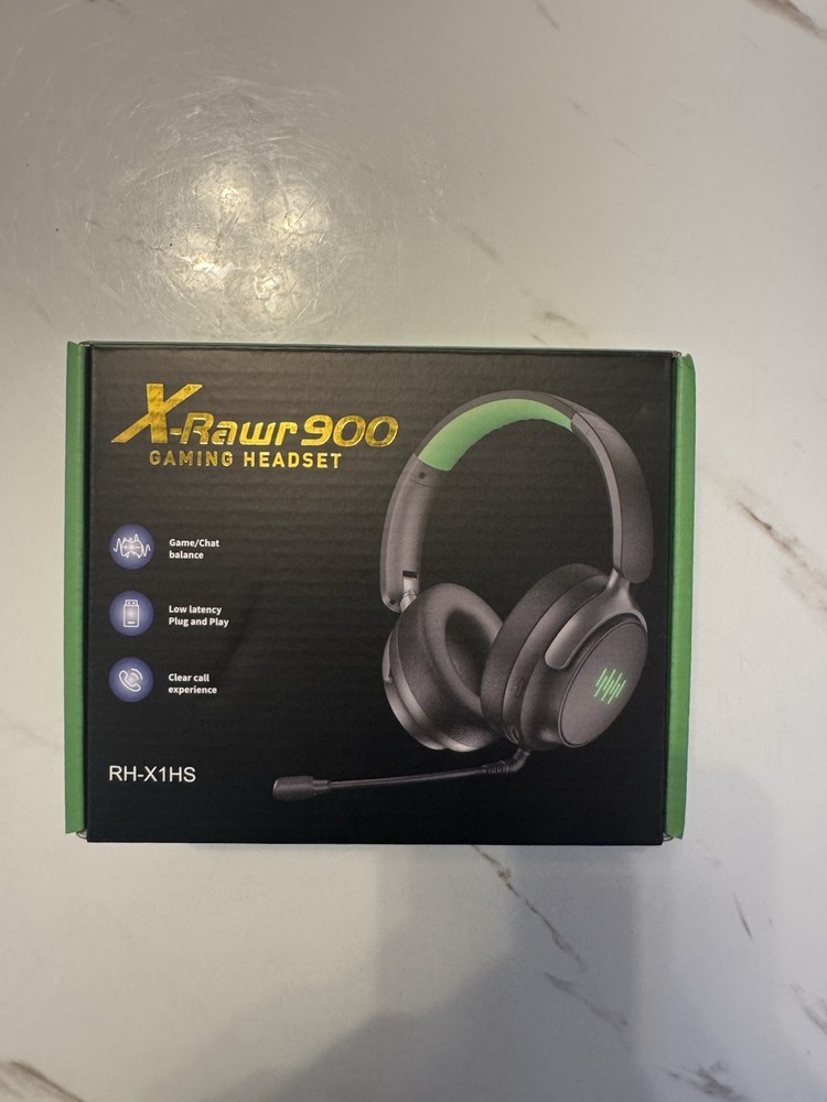 X-RAWR 900 gaming headset with mic