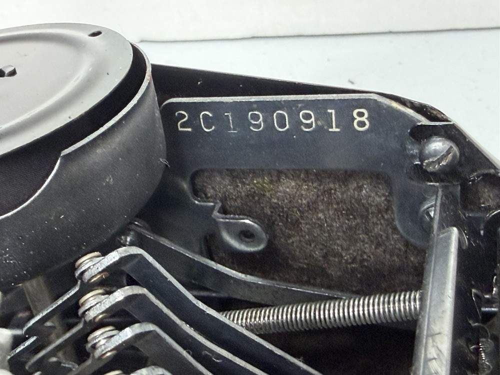 1938 Smith Corona Standard Floating Shift Typewriter ~ Glossy Black ~ with Case