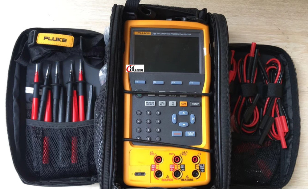 1PCS Fluke 753 Documenting Process Calibrator w/Accessories