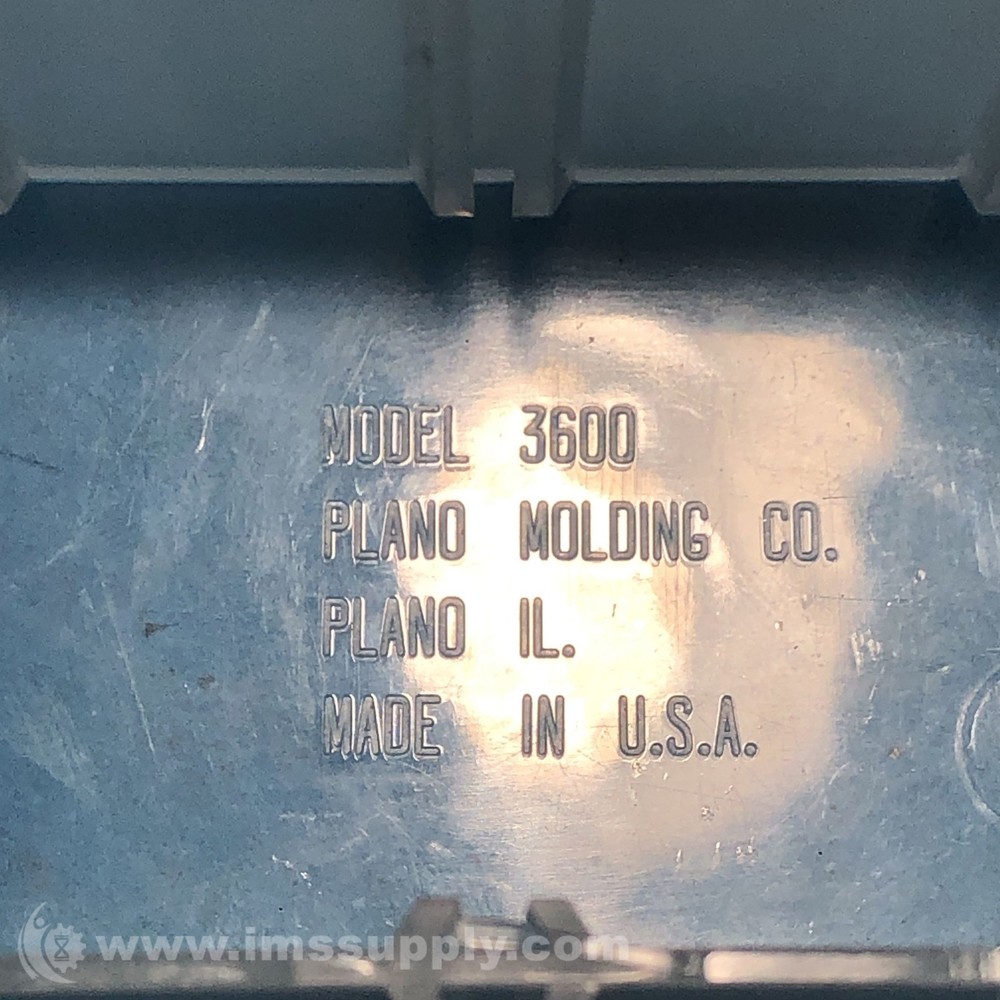 Plano Molding 3600 Adjustable Compartment Box 1089