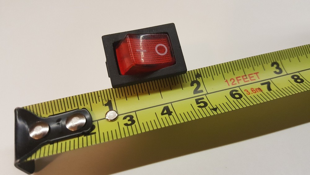 6A 250VAC --- rocker switch --- 250VAC 6 amp