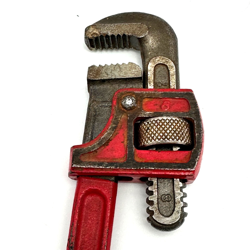 SEARS HEAVY DUTY Pipe Wrench Red 8" Adjustable