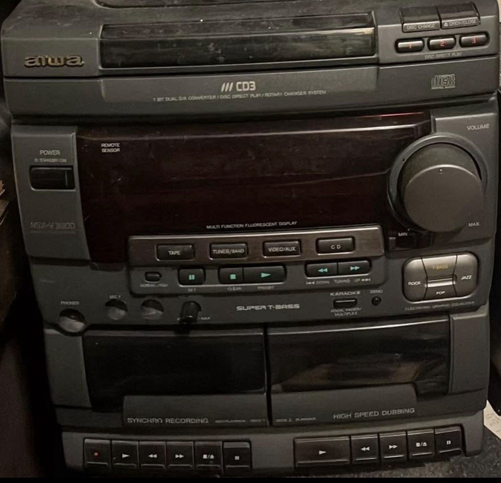 Aiwa home stereo system