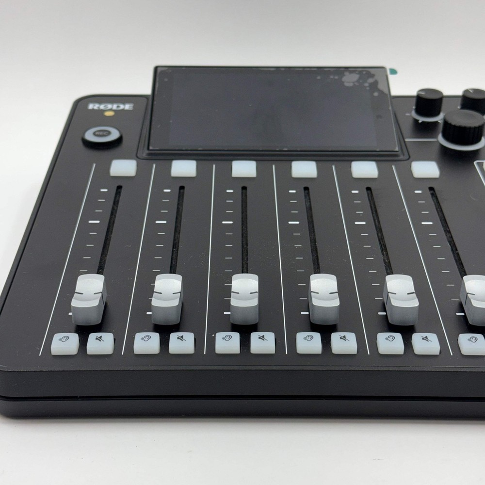 RODE RODECaster Pro II 10-Channel Integrated Audio Production Studio