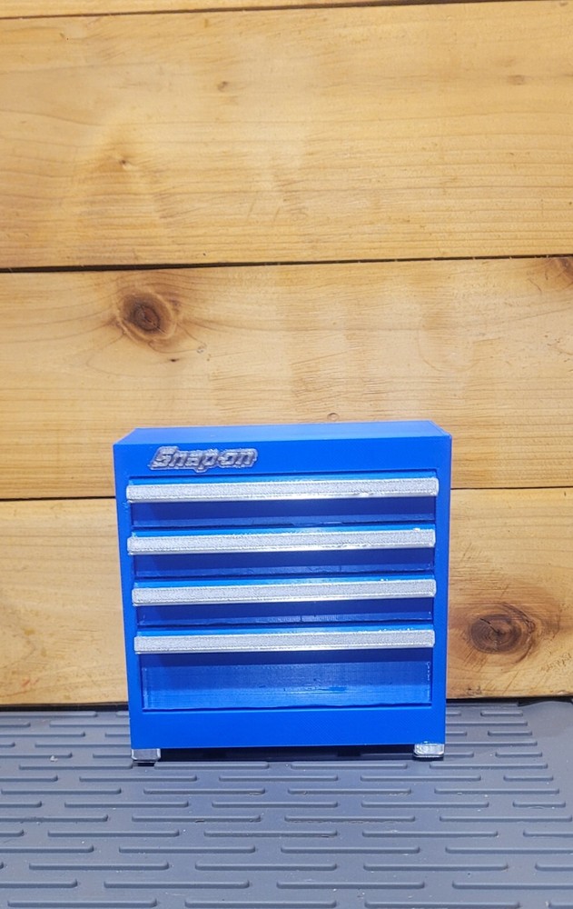 Novelty Mini Toolbox "Snap On"