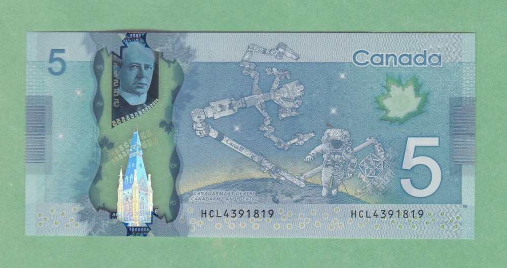 Canada 5 Dollar Note P-106b Issed 2013 UNCIRCULATED
