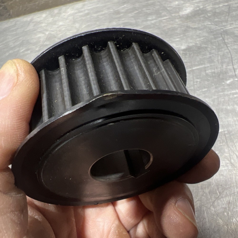 Nos Surplus D ?? ??-20 Timing Pulley