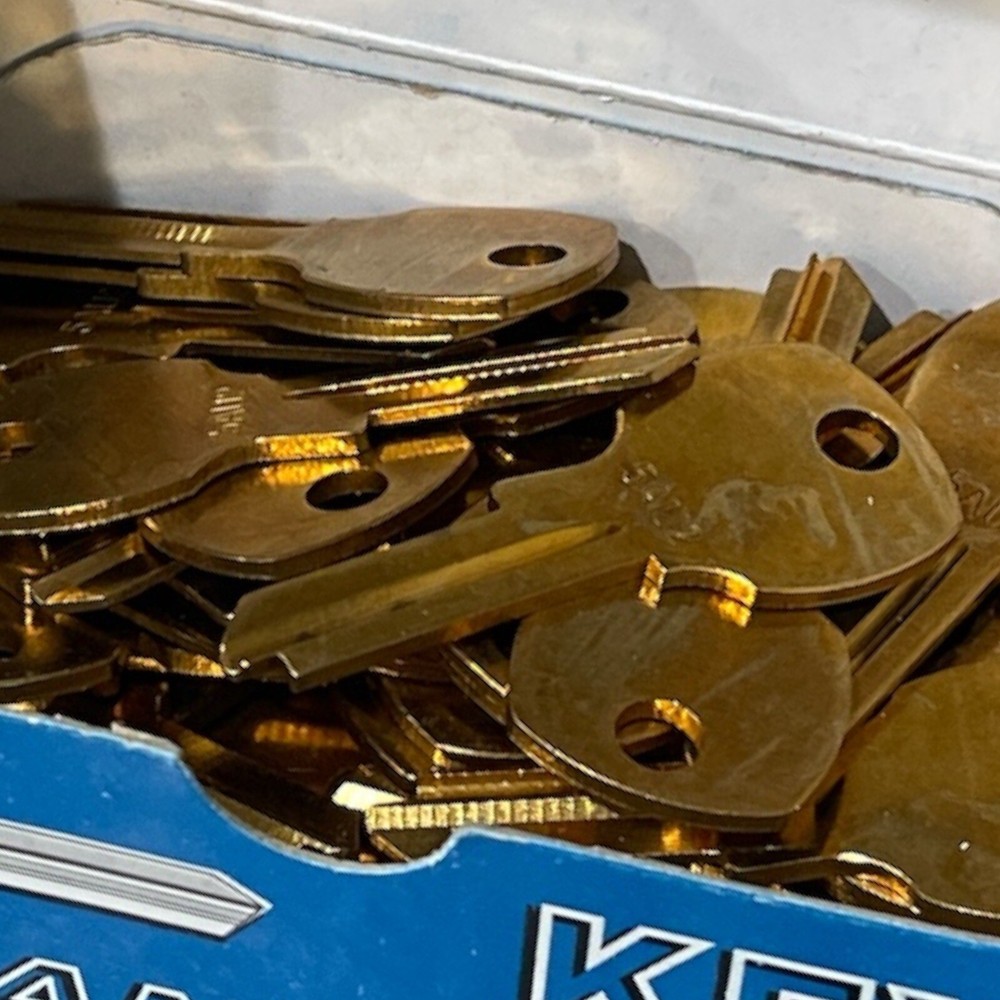 H.B TOOLS Key Blanks 5AU2 (100 Keys) G