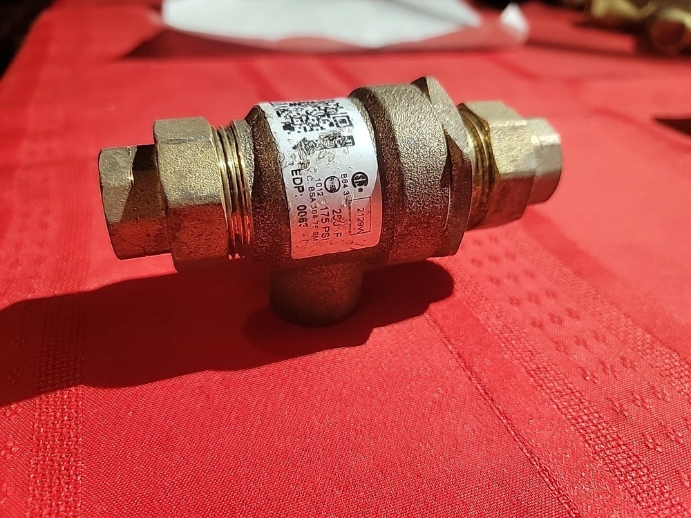 Watts 1/2" Threaded Dual Check Backflow Preventer w/ Atmospheric Vent