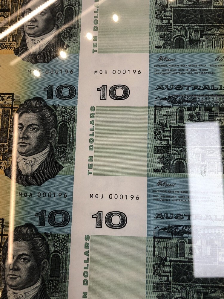 Australia 40pc uncut 10$ banknote sheet，no frame，