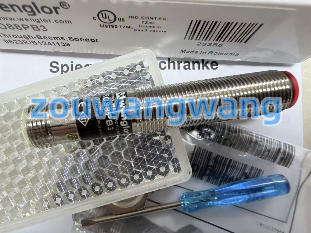 New In Box WENGLOR RO88PB3 Reflex Sensor