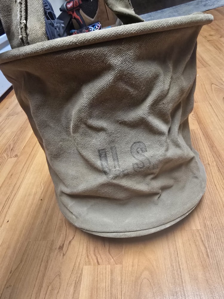 ORIGINAL WWII US Cavalry ARMY COLLAPSIBLE WATER BUCKET DATED:1943 Vardaman
