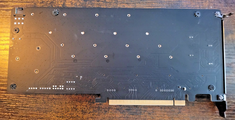 ASRock HYPER QUAD M.2 CARD | 80-MCA0G0-1A01
