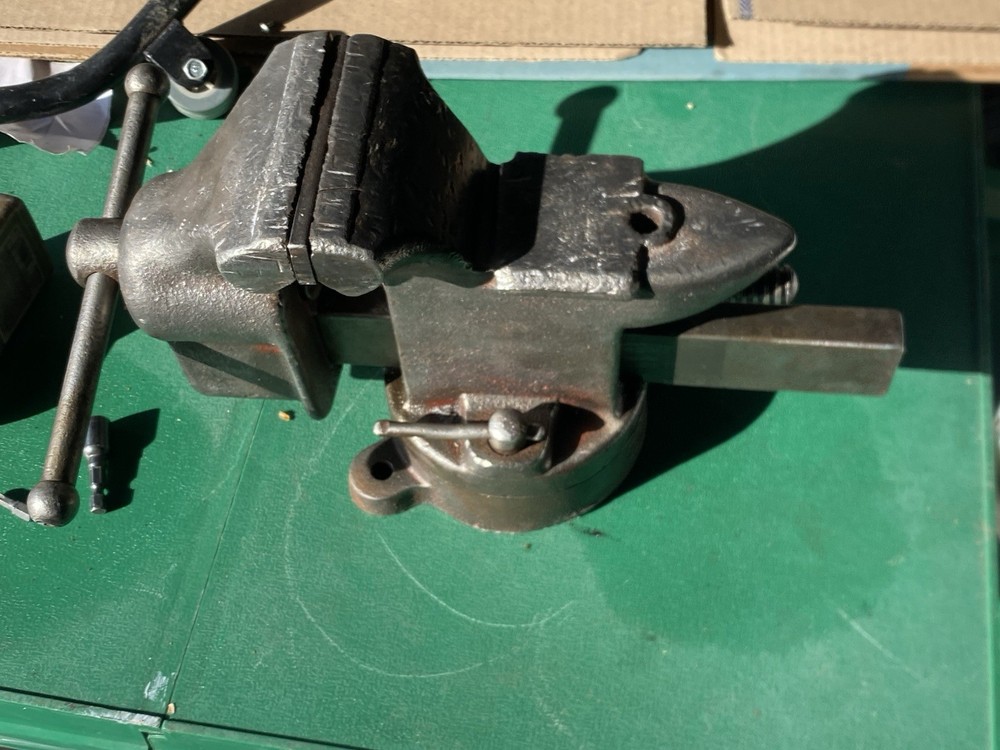 Dunlap 5138 Bench Vice 4” Jaws