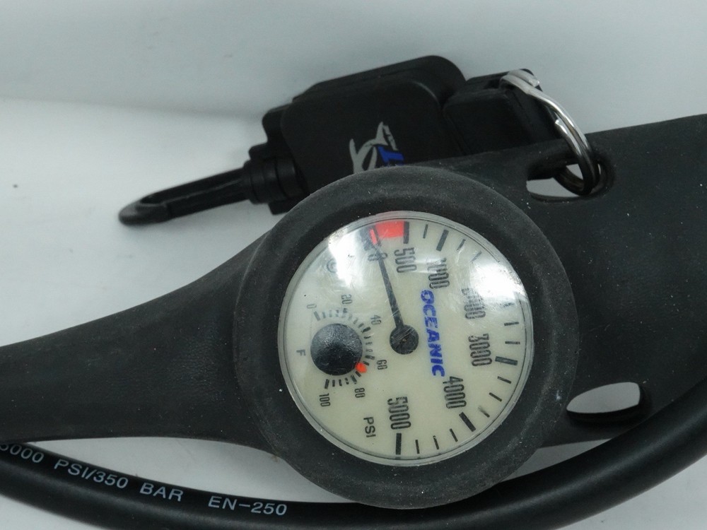 Oceanic Data Plus Goo dive Hose Scuba Diving