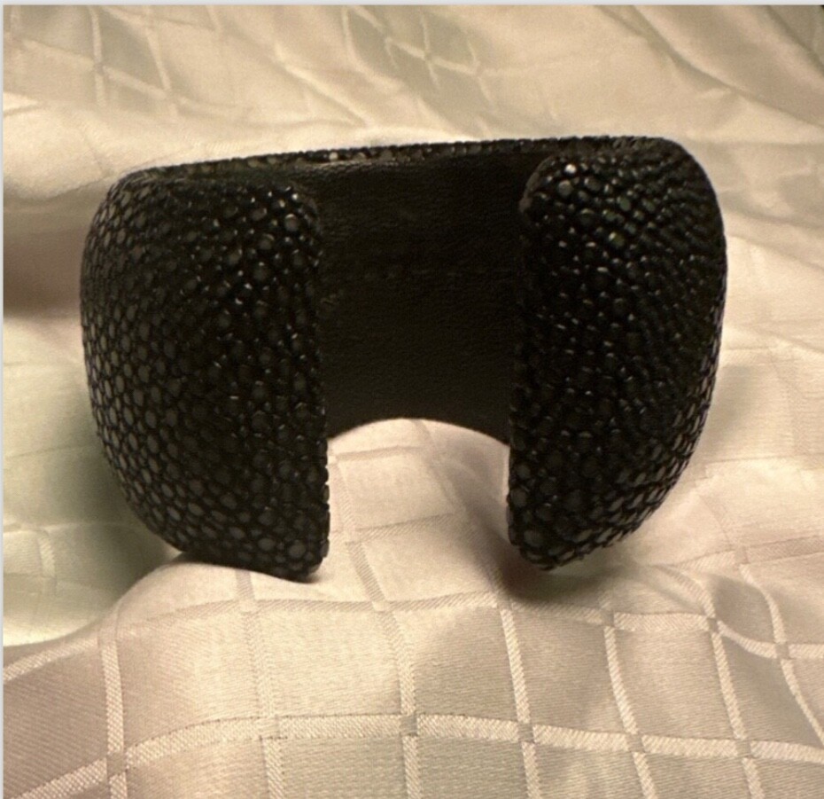 Stingray cuff bracelet flexible genuine stingray leather