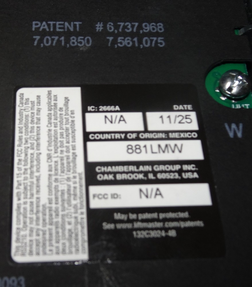 == Liftmaster 881LMW Motion Detecting Control Panel Push Button Light Switch