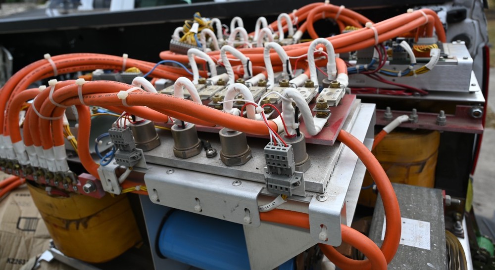 HARRIS SOLID STATE RF RADIO TRANSMITTER Platinum Z5 POWER SUPPLY