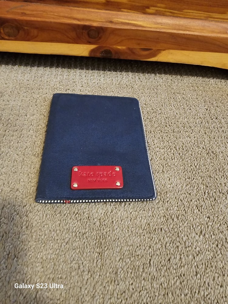 Kate Spade Elycle Brag Canvas Book