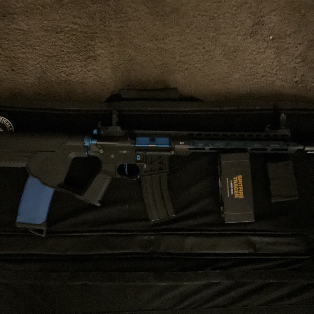 Airsoft Gun