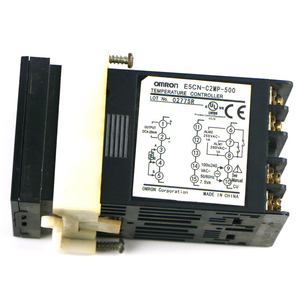 1PC Used Omron Industrial Automation Temperature Controller E5CN-C2MP-500