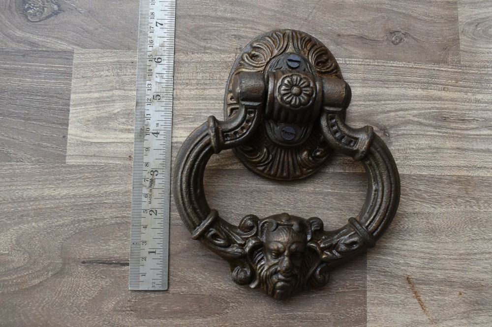 Vintage Cast Iron Victorian Face antique Door Knocker Handle Knob Pull Ring