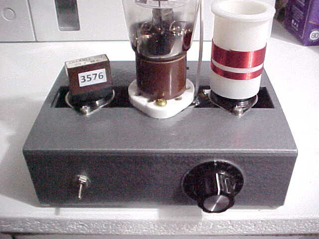 807 QRP 40/30/20 Meter CW Transmitter