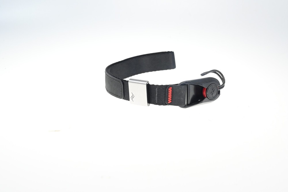 Peak Design Wrist Cuff Strap Black Red #G313