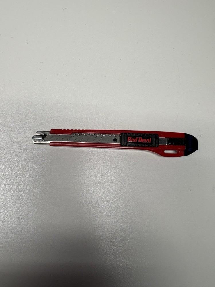 Red Devil Box Cutter Knife
