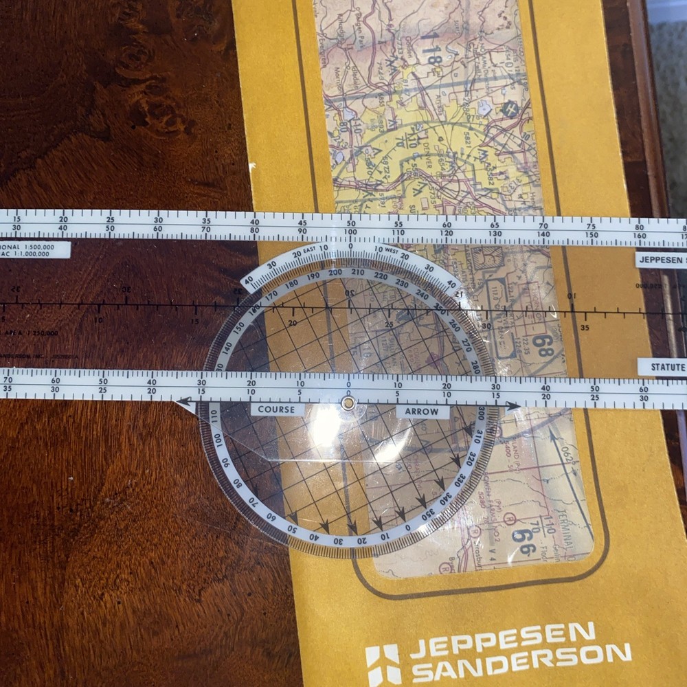 Flight Pilot Jeppesen Plotter computer Reference Booklet Frequency Card Manual