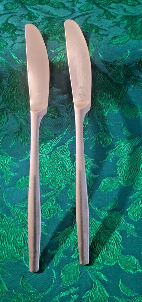 2 Dansk Stainless Variation Pattern Medium Flat Handle Spreaders Nice !
