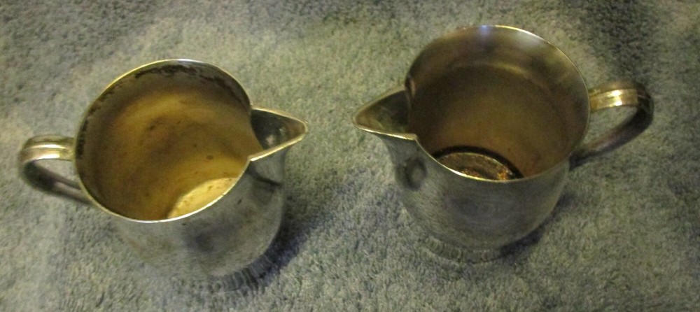 MATCHED PAIR / “WILLIAM ROGERS” CREAMERS