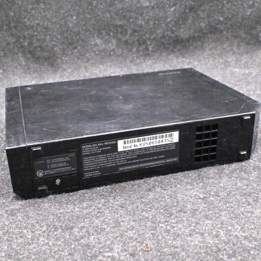 NINTENDO WII BLACK CONSOLE RVL-101 BUNDLE W/ CONTROLLER NUNCHUK SENSOR & CABLES