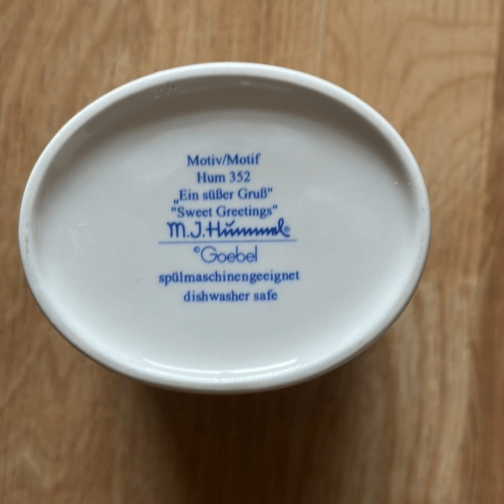 Hummel Sweet Greetings Medium Vase 352