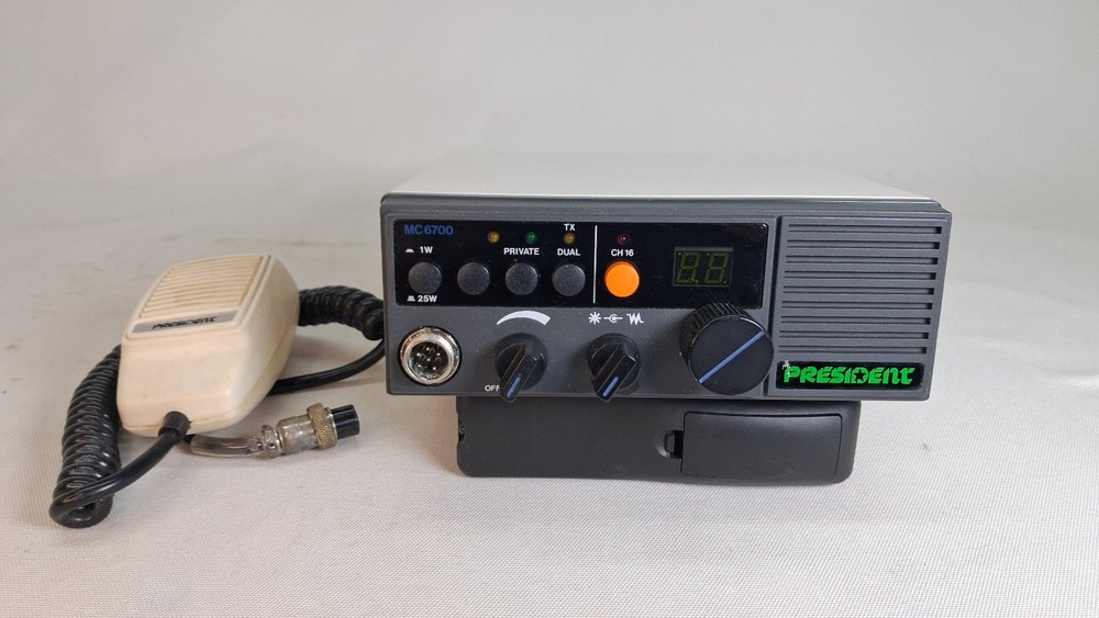 PRESIDENT    MC-6700    VHF MARINE