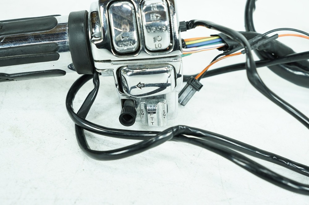 01 Harley Touring Electra Classic OEM Right Engine Start Kill Switches Controls