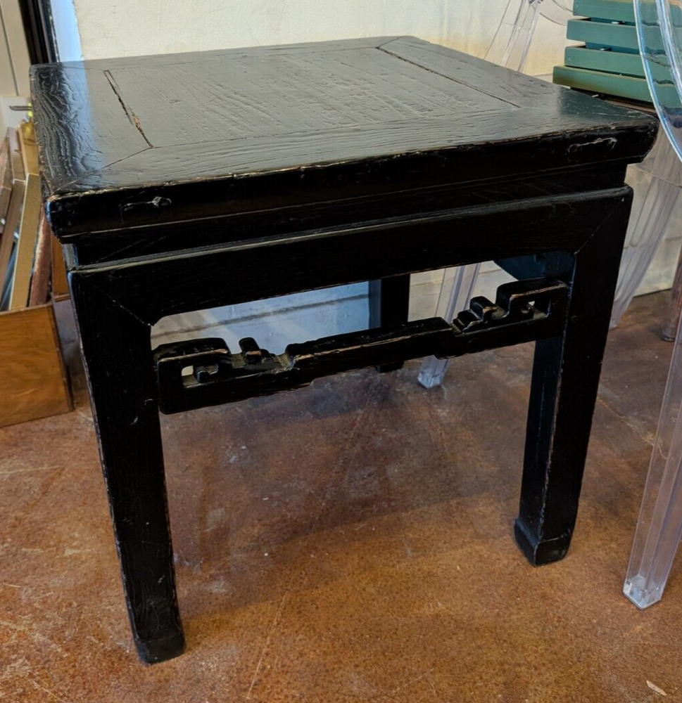 Antique Chinese MING SIDE TABLE End Table - Excellent Condition