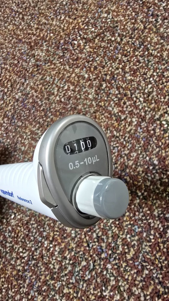 Eppendorf Reference 2 Pipette, Single-Channel, 10ul. Used, great condition