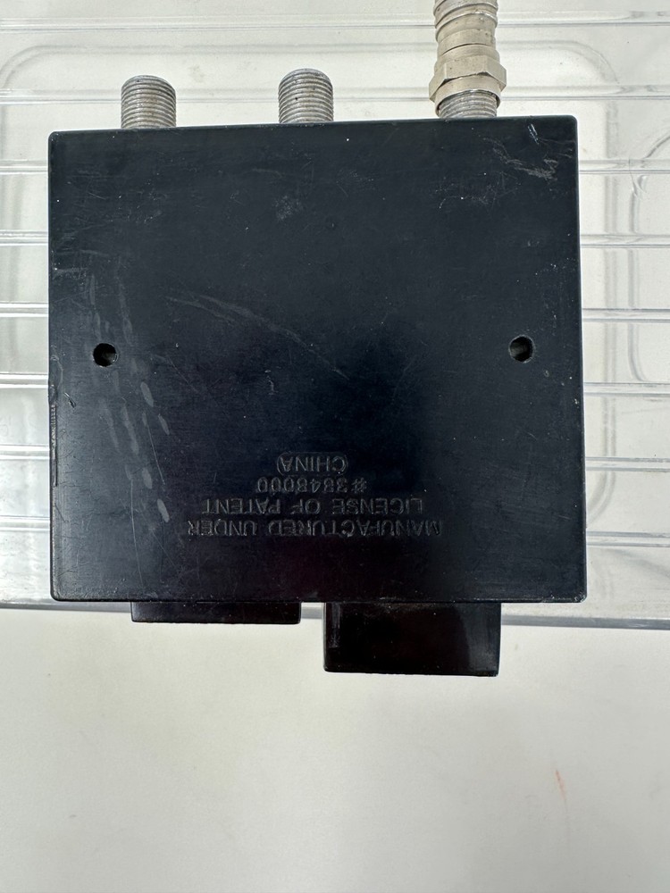 A & B Push Button Switch Cable TV Selector | RadioShack | 2 Inputs AB 1 Output