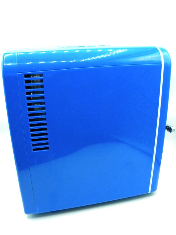 Pepsi Compact Portable Mini Cooler Mini Fridge 6 Can NEW