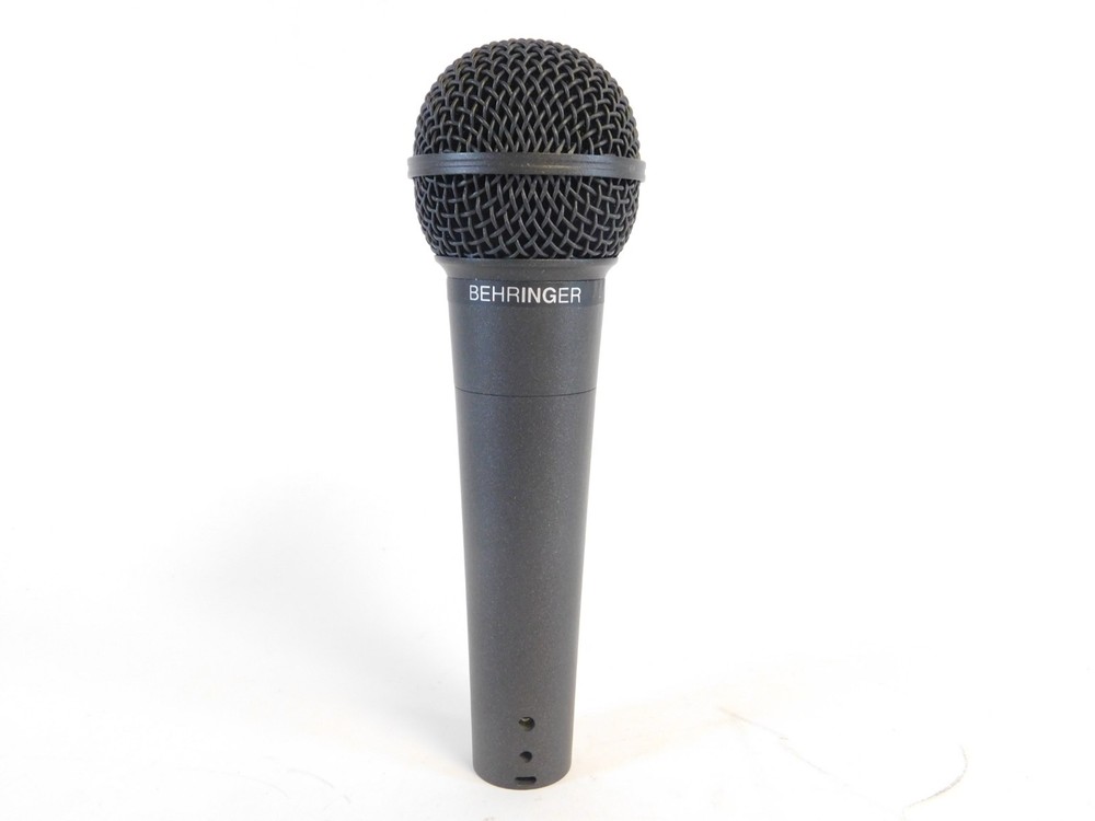 Behringer Ultravoice XM8500 Dynamic Cardioid Vocal Microphone (great condition)