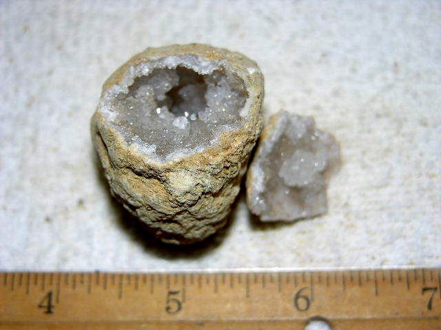 Geode pair opened with crystal centers 1.75 inch G40