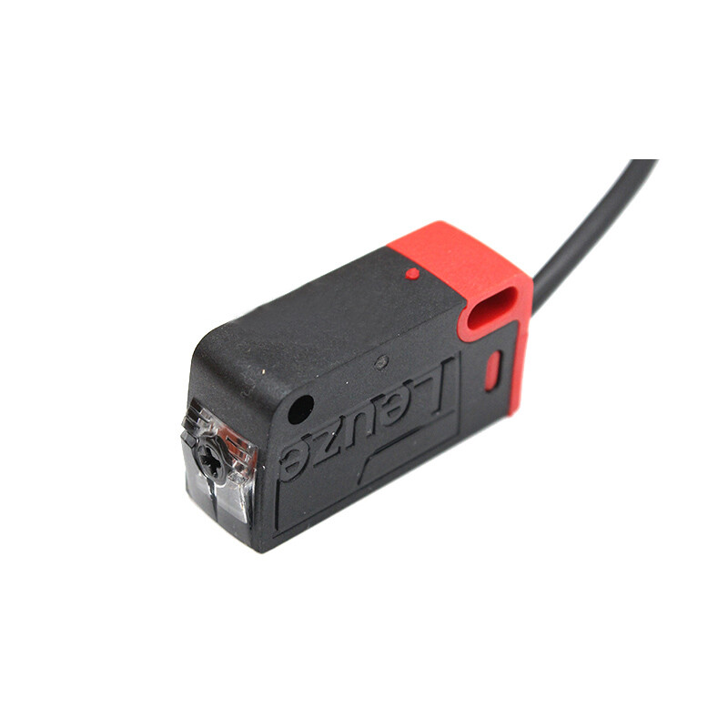 Leuze HT23/P Proximity Sensor New #