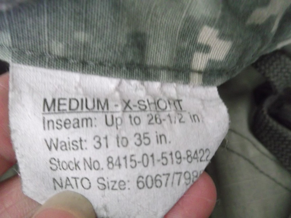 US ARMY ACU PANTS SIZE MEDIUM - X SHORT