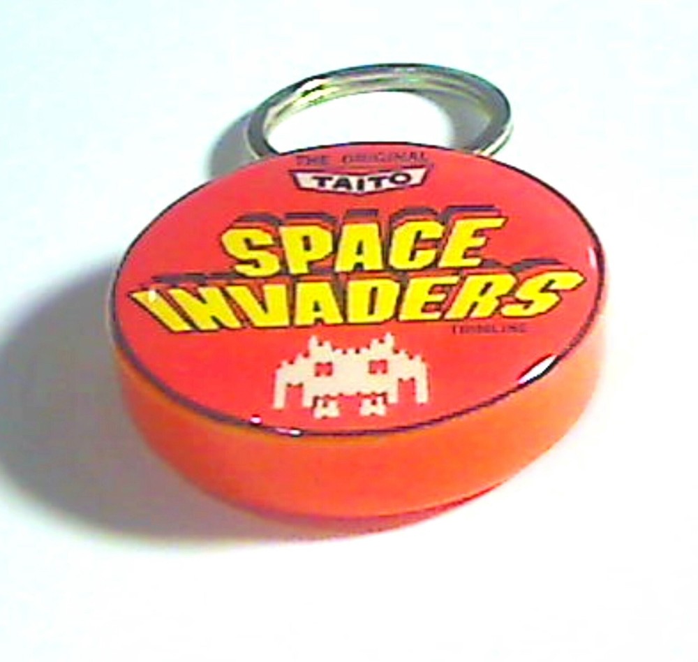 Space Invaders Trimline cabaret Arcade Coin Door accessory Keychain